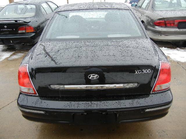 2001 Hyundai XG300 ESi