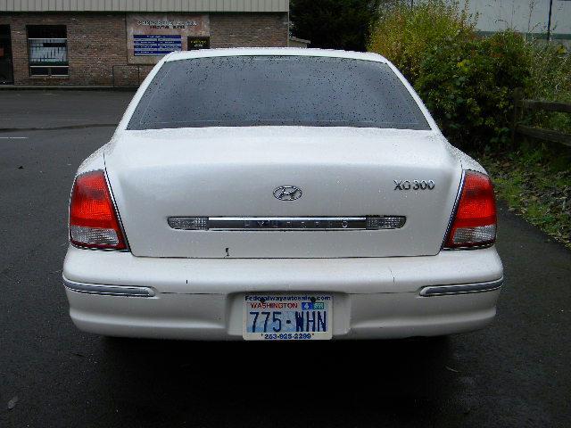 2001 Hyundai XG300 ESi