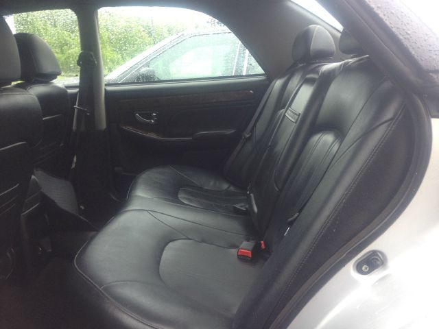 2001 Hyundai XG300 ESi