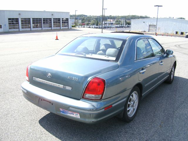 2002 Hyundai XG350 ESi
