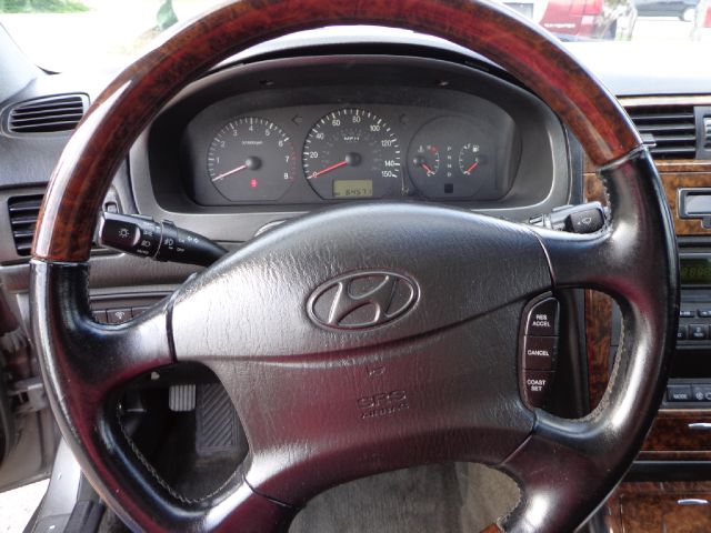 2003 Hyundai XG350 ESi