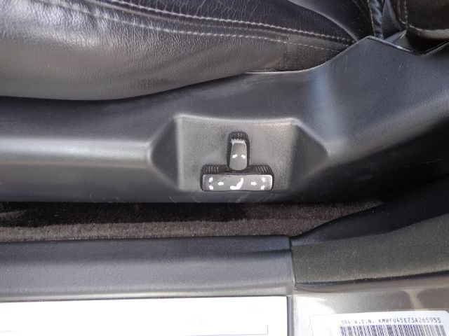 2003 Hyundai XG350 ESi