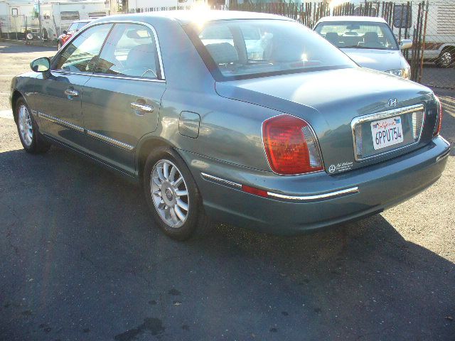 2004 Hyundai XG350 ESi