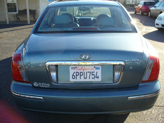 2004 Hyundai XG350 ESi