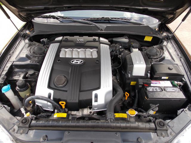 2004 Hyundai XG350 ESi