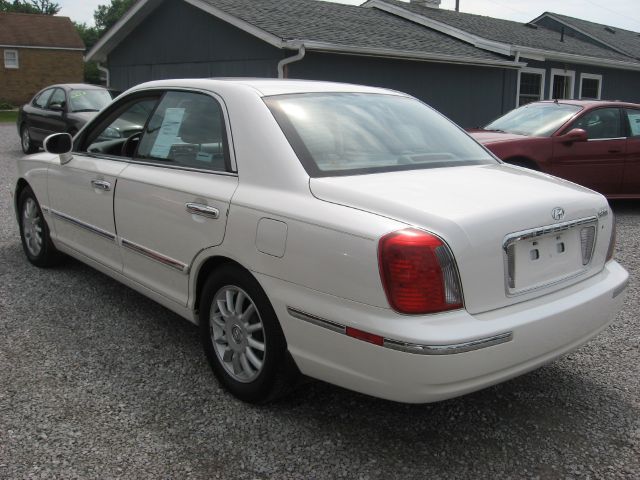 2004 Hyundai XG350 ESi