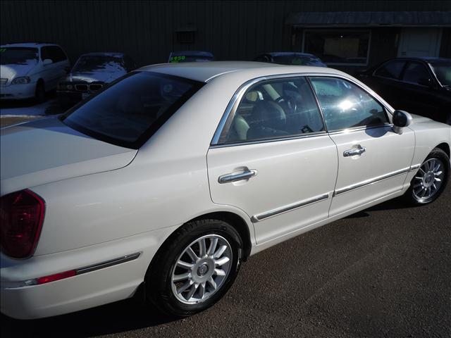 2004 Hyundai XG350 ESi