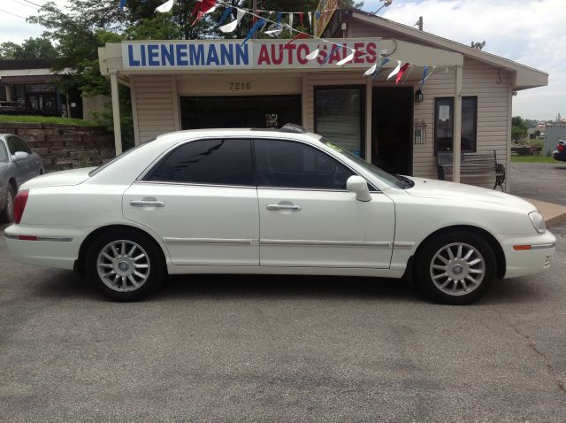 2005 Hyundai XG350 ESi