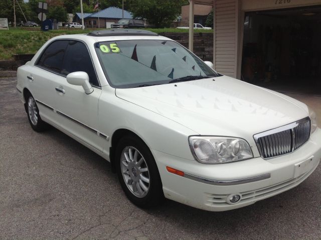 2005 Hyundai XG350 ESi