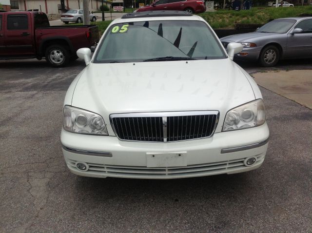 2005 Hyundai XG350 ESi