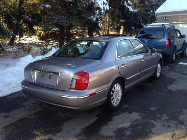 2005 Hyundai XG350 ESi