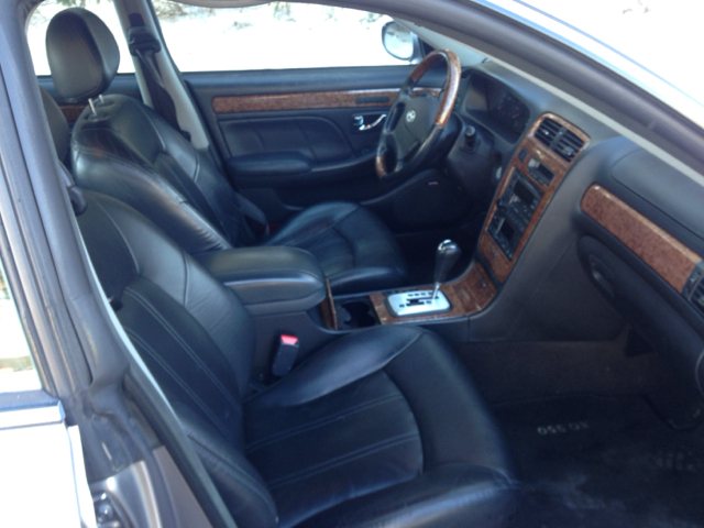 2005 Hyundai XG350 ESi