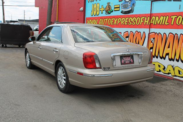 2005 Hyundai XG350 Base