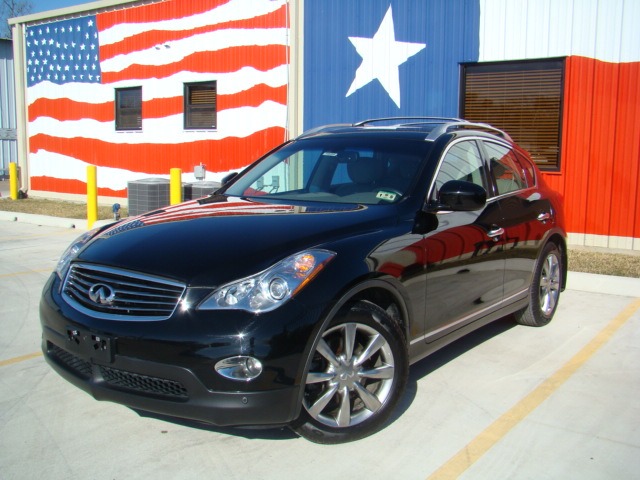 2008 Infiniti EX35 LT 4x4 Regular Cab Short Box