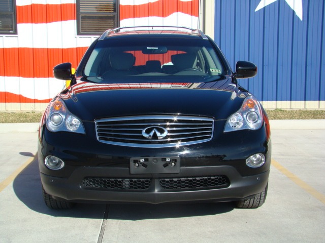 2008 Infiniti EX35 LT 4x4 Regular Cab Short Box