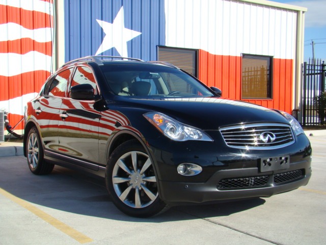 2008 Infiniti EX35 LT 4x4 Regular Cab Short Box