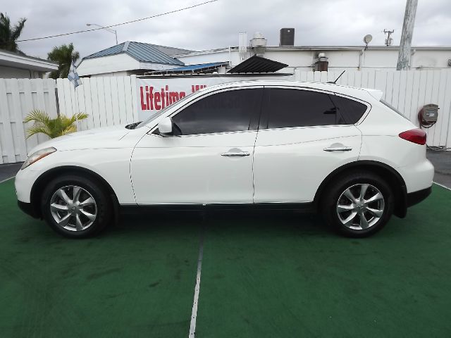 2008 Infiniti EX35 LT 4x4 Regular Cab Short Box