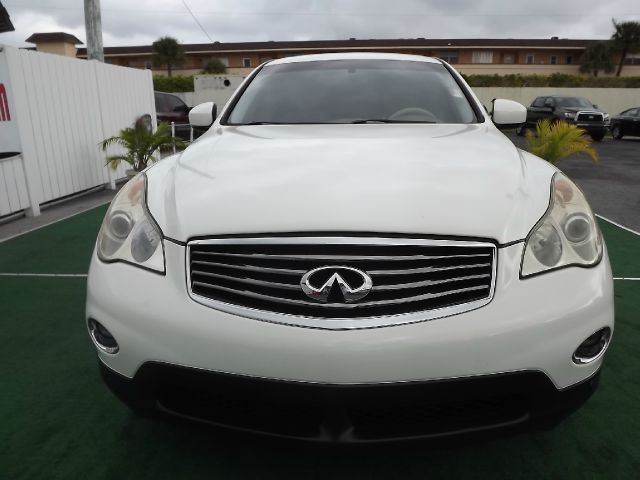 2008 Infiniti EX35 LT 4x4 Regular Cab Short Box