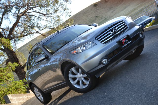 2004 Infiniti FX Eddie Bauer 4-door 4WD