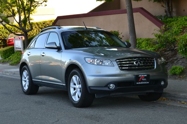 2004 Infiniti FX Eddie Bauer 4-door 4WD