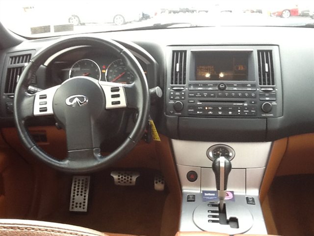 2003 Infiniti FX35 Base