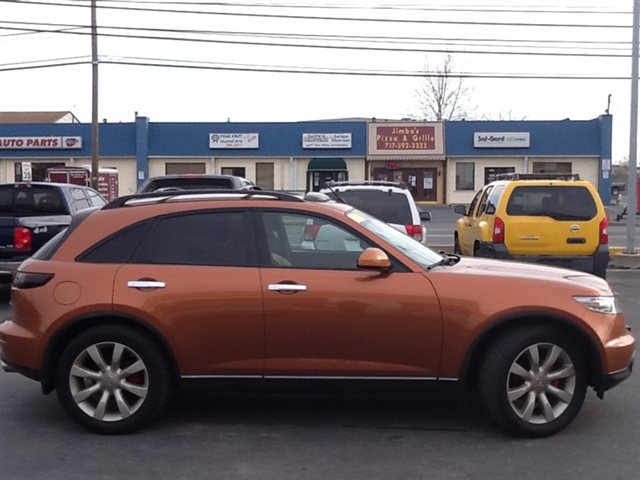 2003 Infiniti FX35 Base