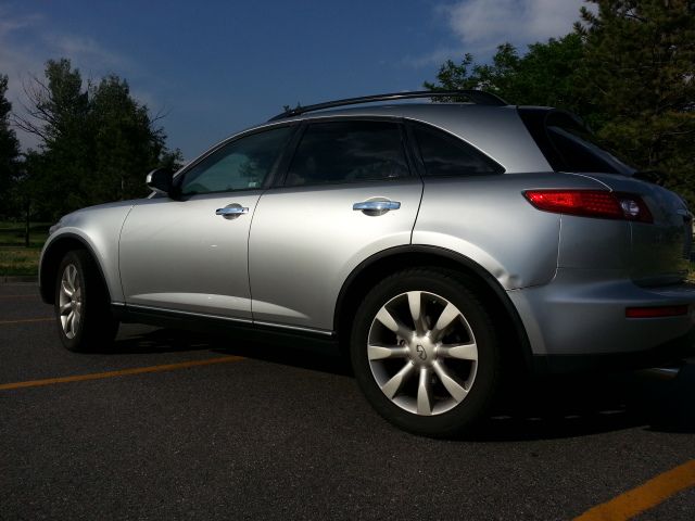 2003 Infiniti FX35 EX - DUAL Power Doors