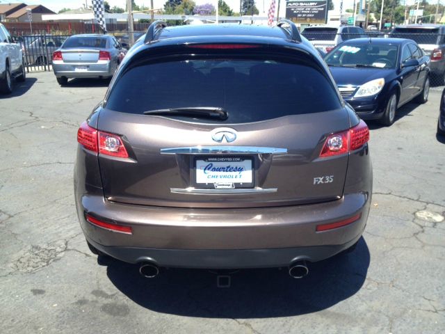 2005 Infiniti FX35 Unknown