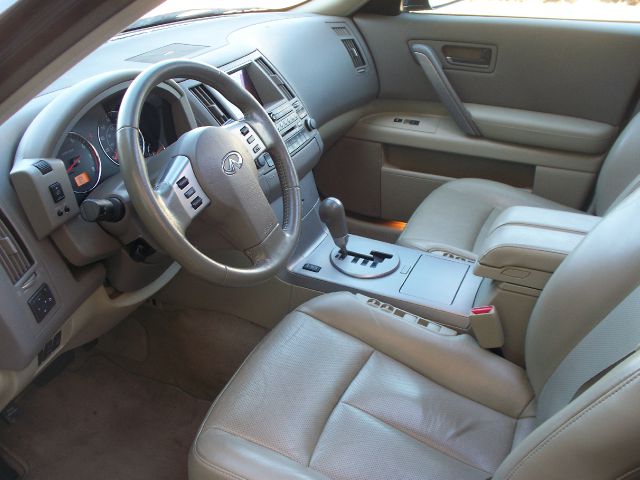 2005 Infiniti FX35 2.5T Third ROW