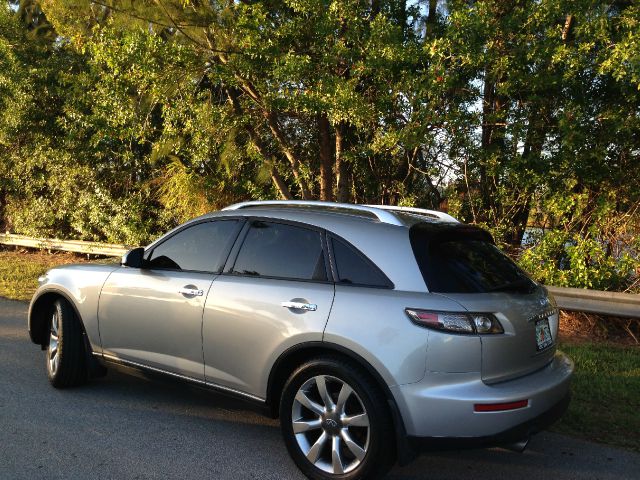 2005 Infiniti FX35 Eddie Bauer 4-door 4WD