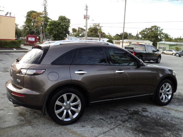 2005 Infiniti FX35 Unknown