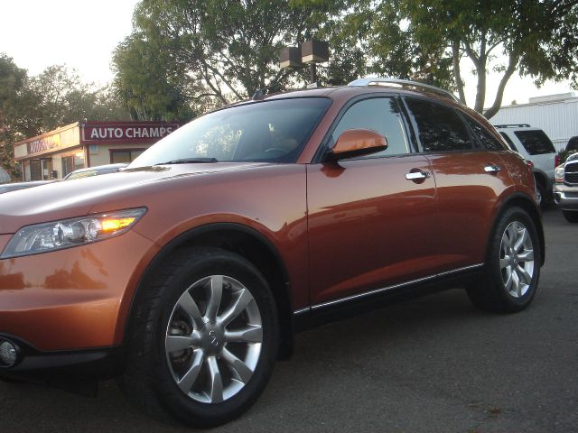 2005 Infiniti FX35 Eddie Bauer 4-door 4WD