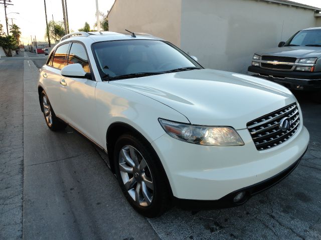 2005 Infiniti FX35 Eddie Bauer 4-door 4WD