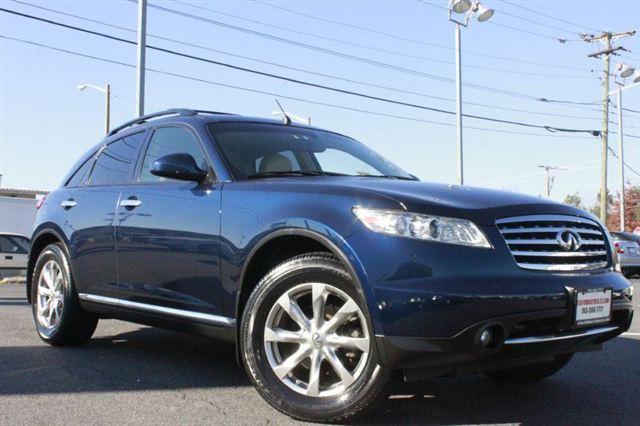 2008 Infiniti FX35 4x4 W/ Moonroof, Leather, Chrome Wheelstow