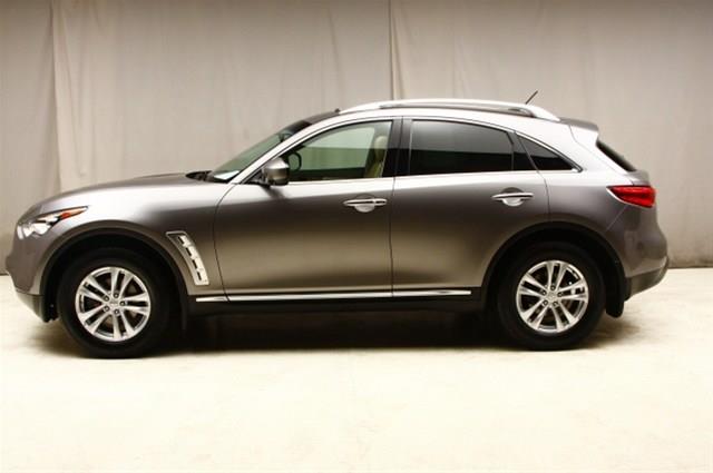 2009 Infiniti FX35 Wagon SE