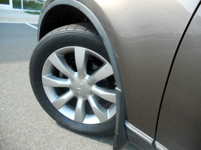 2003 Infiniti FX45 Sedan SE Automatic