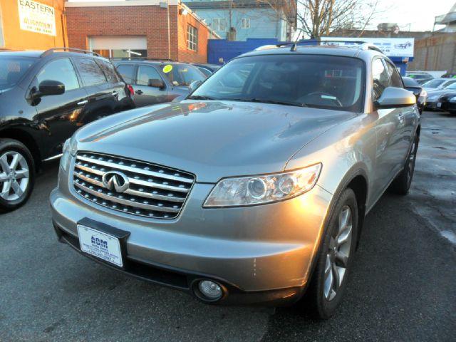 2004 Infiniti FX45 Sedan SE Automatic