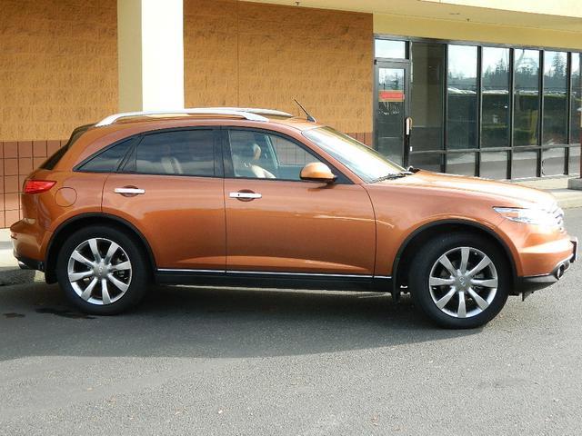 2004 Infiniti FX45 Base