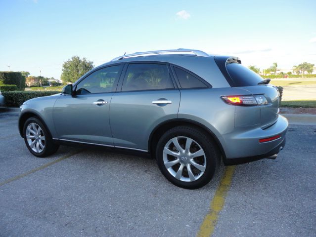 2005 Infiniti FX45 Sedan SE Automatic