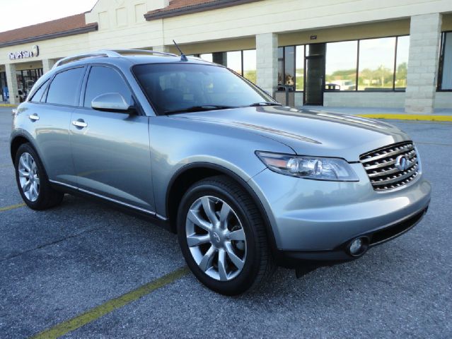 2005 Infiniti FX45 Sedan SE Automatic
