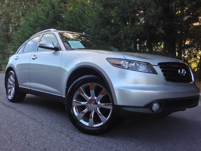 2005 Infiniti FX45 SES 4Dr Sedan