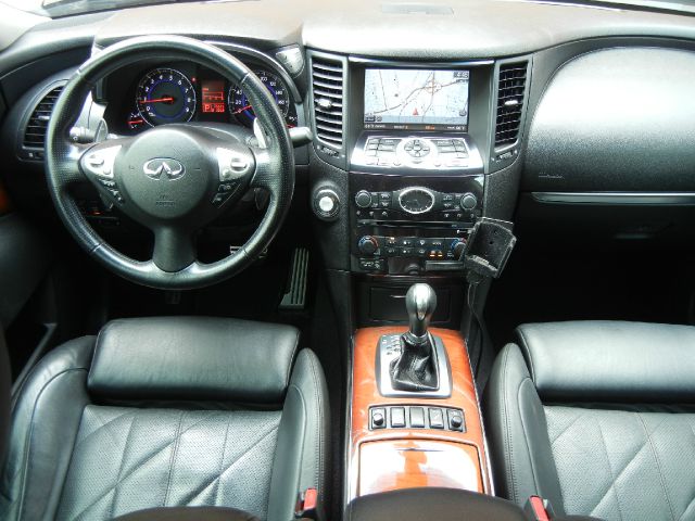 2009 Infiniti FX50 2dr Cpe I4 CVT 2.5 S Coupe