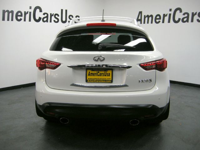 2011 Infiniti FX50 W/sunroof PZEV