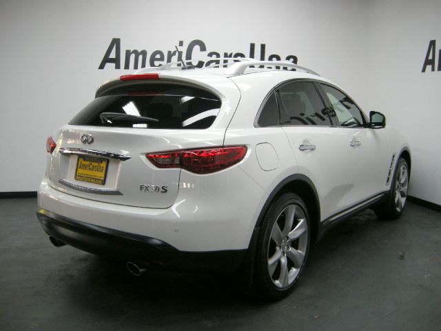 2011 Infiniti FX50 W/sunroof PZEV