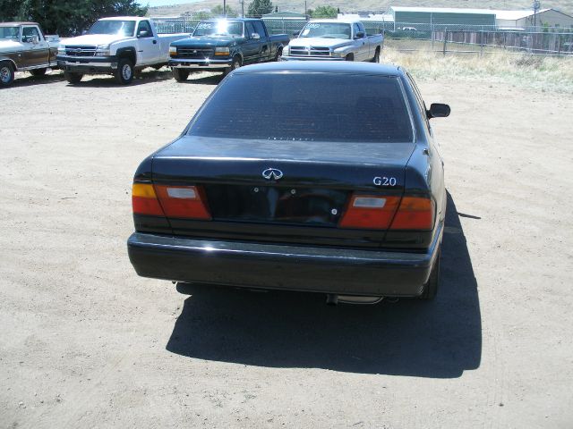 1994 Infiniti G20 Base