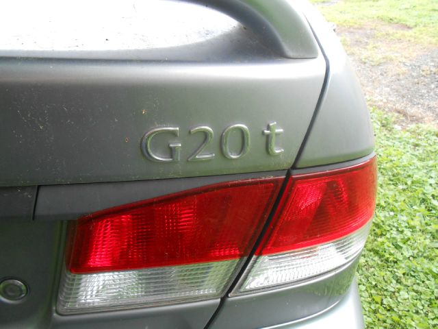 1999 Infiniti G20 Base