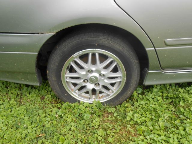 1999 Infiniti G20 Base