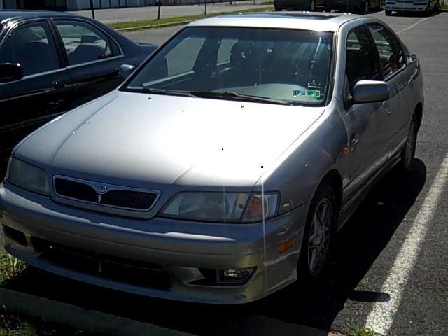 1999 Infiniti G20 Base