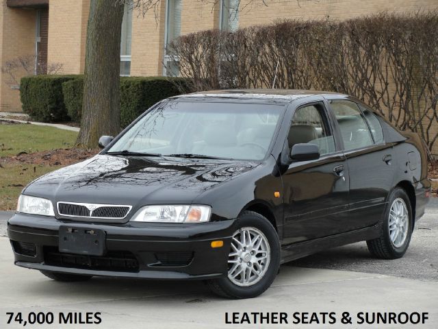 1999 Infiniti G20 Base