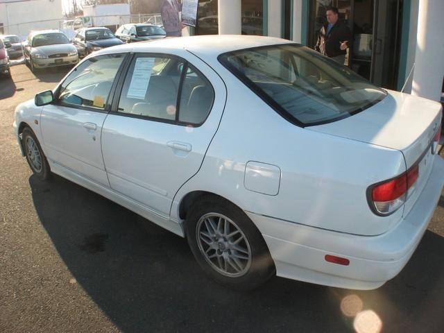 2000 Infiniti G20 Coupe